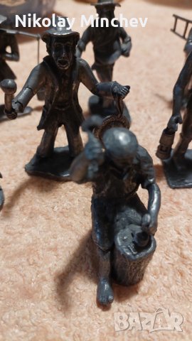 Колекция калаени фигури" Стари занаяти ", снимка 8 - Колекции - 41860623