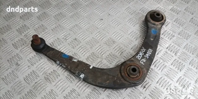 Преден десен носач Peugeot 206 2001г.(скъсан маншон,здрав шарнир)	