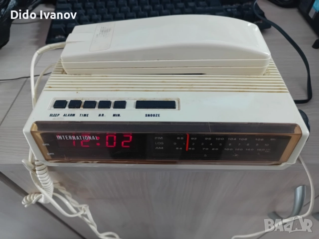 Ретро радио-телефон International работещо