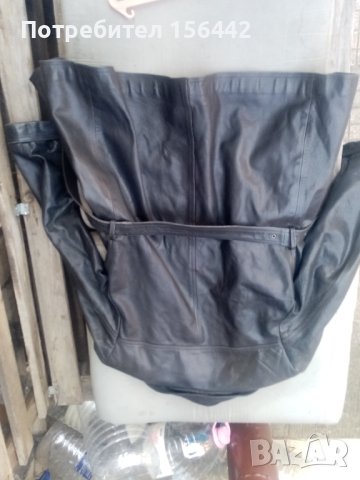 Кожено яке Размер М. 