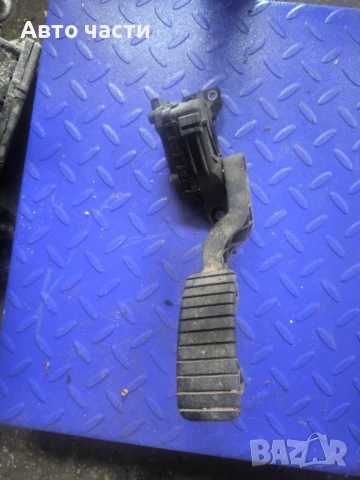 Педал газ с потенциометър за Renault Laguna II 1.9dci 120 к.с. (2001-2007) 8200002904