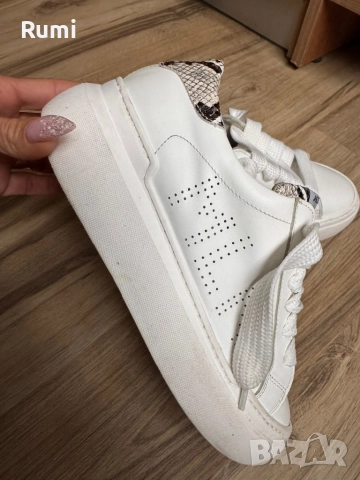 Оригинални спортно/елегантни дамски обувки MLN ! 38, снимка 2 - Дамски ежедневни обувки - 52323598