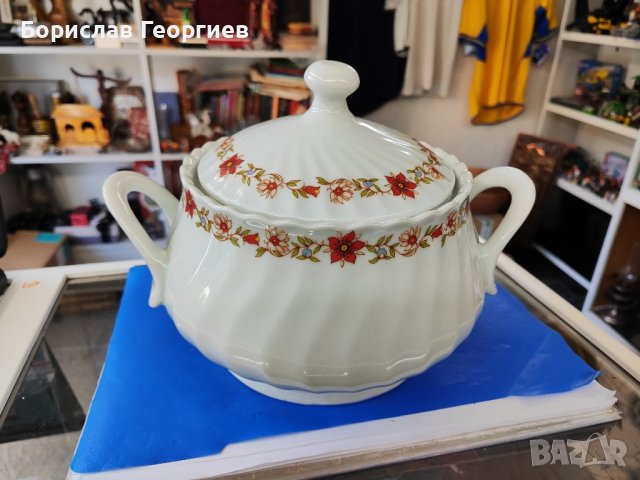 Български порцеланов супник, снимка 1 - Сервизи - 42518042