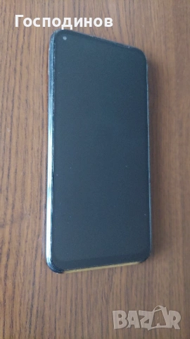 продавам Huawei P40 Lite