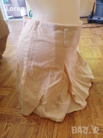 Бяла джинсова сладка поличка с бели бродирани цветчета, снимка 4 - Поли - 41448308