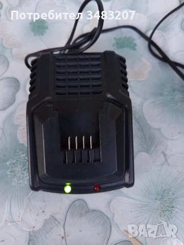 Продавам зарядну