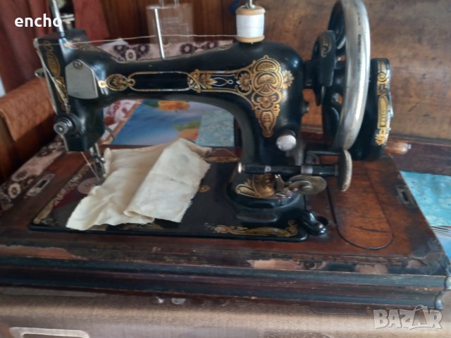 Шевна машина балкан , снимка 4 - Антикварни и старинни предмети - 41840297