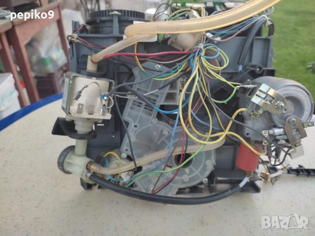 Продавам кафемашини внос от Германия SAECO VIENA на части, снимка 5 - Кафемашини - 52619651