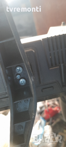 оригинална стойка за телевизор BLAUPUNKT модел BB32E148B, снимка 4 - Части и Платки - 36399006