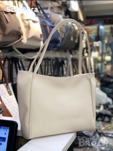 Класическа дамска чанта от естествена кожа , снимка 3 - Чанти - 53784949