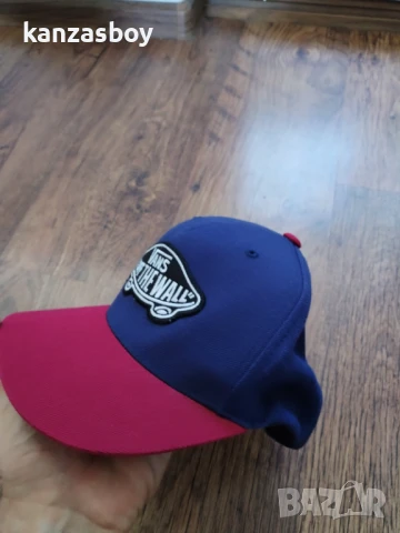 VANS - страхотна шапка КАТО НОВА , снимка 3 - Шапки - 50976546