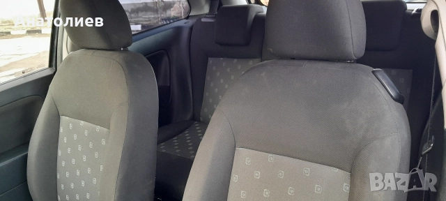Ford Fiesta 1.3 , снимка 7 - Автомобили и джипове - 52745734