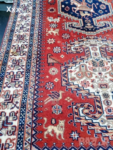 Ръчно тъкан вълнен персийски килим.Произход Иран.Антика за ценители , снимка 7 - Килими - 50664108