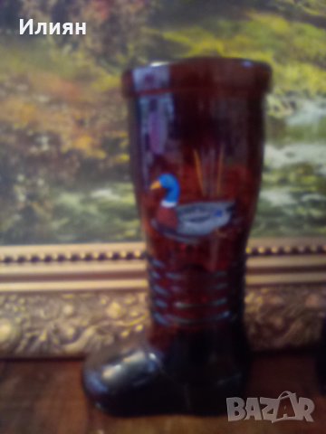 Ретро стъклена ваза ботуш 