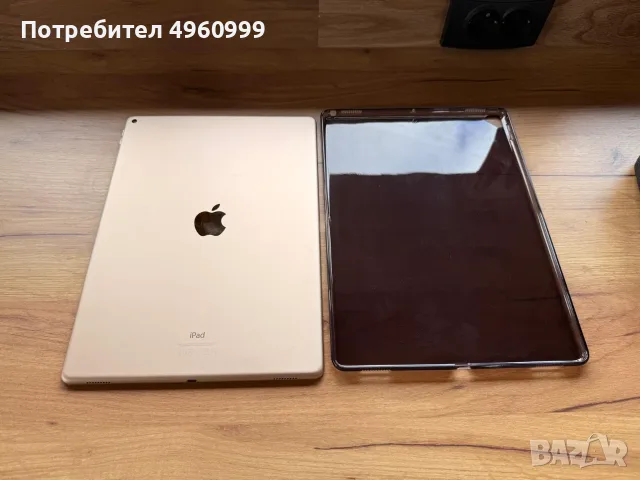 iPad Pro 12.9" 1st gen 32GB Gold + Apple Pen + зарядно и кейс, снимка 2 - Таблети - 56239620