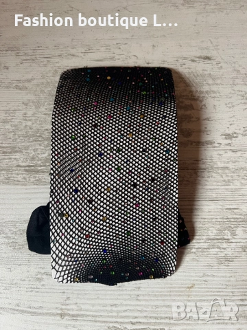 Нов черен мрежест чорапогащник с блестящи цветни камъчета 🖤, снимка 4 - Бельо - 52693346