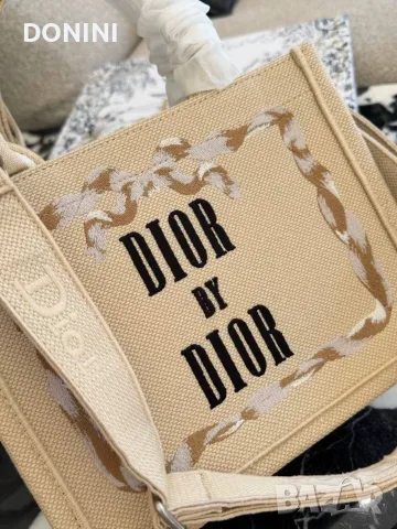 Christian Dior Дамска чанта, кожа, снимка 2 - Чанти - 56316143