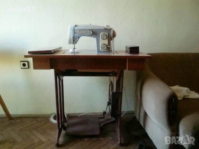 Шевна машина Naumann 8018/2, снимка 3 - Шевни машини - 50759821