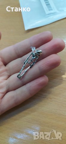 обеци скелет, обеца скелет