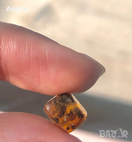 Натурални Бирмански кехлибари с включения, снимка 5 - Други ценни предмети - 50818810