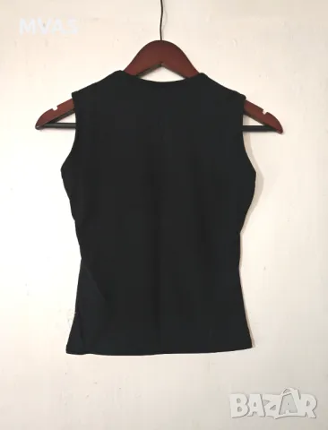 Нов черен парти топ блестящ XS размер, снимка 2 - Корсети, бюстиета, топове - 49447171