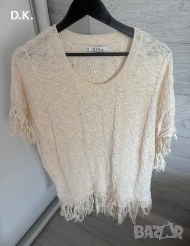 Дамска блуза violeta by MANGO-по етикет е 3хл. Гръдна обиколка-120см,разтяга се над 160см. 