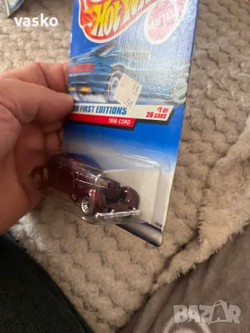 Hot wheels 1998 CORD 1936, снимка 4 - Колекции - 49659045
