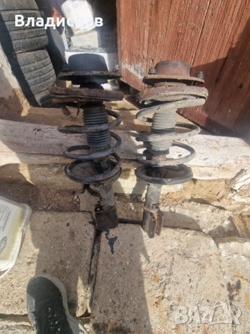 Предни амортисьори Киа Джойс 