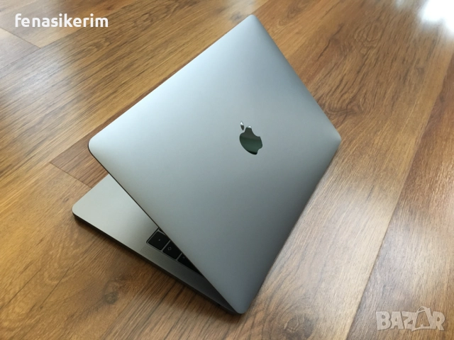 13.3' Apple MacBook Pro M1 2020 Space Grey 16GB RAM/256 GB SSD - Батерия 74 цик., снимка 8 - Лаптопи за работа - 52892047