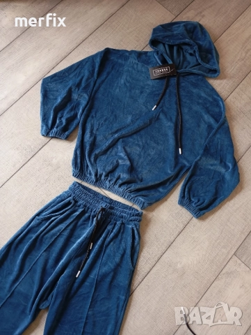 Нови Дамски Екипи от Материя Кадифе , снимка 3 - Спортни екипи - 52082857