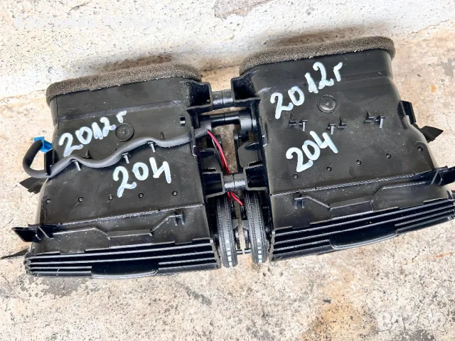 A2048308464 .Духалки парно средна конзола табло за Мерцедес Ц-класа W204. A2048308464, снимка 3 - Части - 49317658