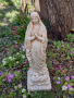 94. Статуетка Дева Мария с броеница, снимка 1