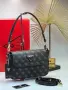 Michael Kors Дамска Елегантна Чанта С Капак Монограм И Златисти Детайли-Различни Цветове Код SEM-692, снимка 6