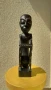 Африканска ,ръчно изработена дърворезба със седеф на мислител, снимка 1