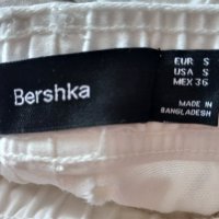 Нов карго джогър панталон Bershka, снимка 5 - Панталони - 42046660