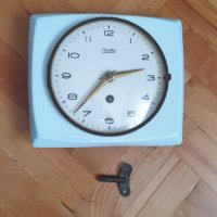 Стар порцеланов немски механичен стенен часовник Зентра, снимка 1 - Антикварни и старинни предмети - 41856840
