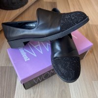 Дамски черни кожени обувки с камъчета, снимка 2 - Дамски ежедневни обувки - 35818902