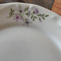 Порцеланови чинии с нежни цветя, снимка 2 - Чинии - 41101071