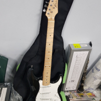 Kona Strat El Guitar /Ел. китара тип Страт с луксозен мек калъф/, снимка 2 - Китари - 36146762