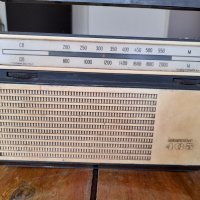 Старо радио,радиоприемник Алпинист 405, снимка 2 - Антикварни и старинни предмети - 41876344