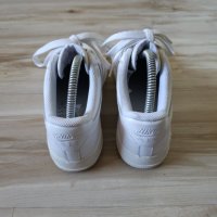 Оригинални кецове Nike Air Force 1 Low , снимка 5 - Кецове - 41720469