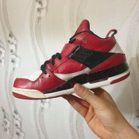 маратонки Jordan Flight 45 Gym Red White номер 41,5-42, снимка 10 - Маратонки - 40352208