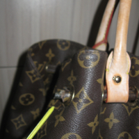 Louis Vuitton оригинална дамска чанта, снимка 13 - Чанти - 44726754