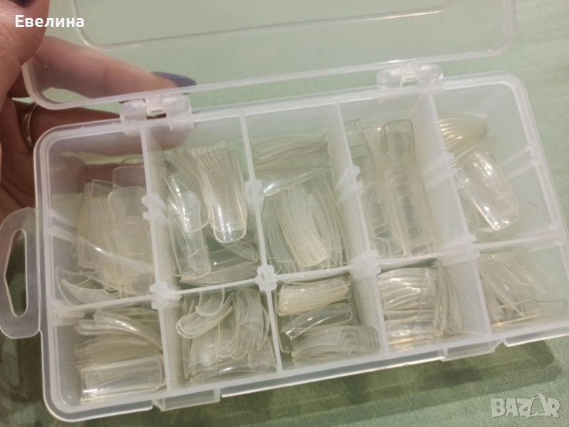 Кутия с прозрачни типсове удължители, 248 броя, снимка 1