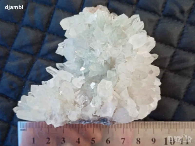 №181, Кварц,Кварцова друза,Кристали,Минерали,Родопи,, снимка 1