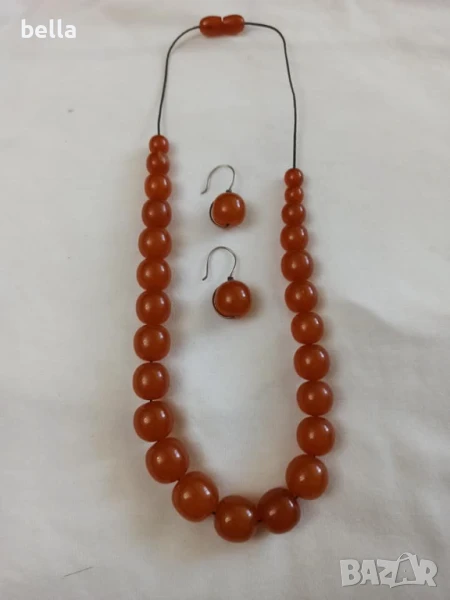 Стар руски  кехлибарен гердан с  кръгли,плътни зърна и обеци кехлибар и сребро ,50 грама, снимка 1