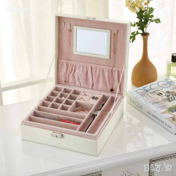 Кожена кутия органайзер с 2 нива за пръстени, обеци, гривни, часовници или бижута с велурена вътрешн, снимка 1