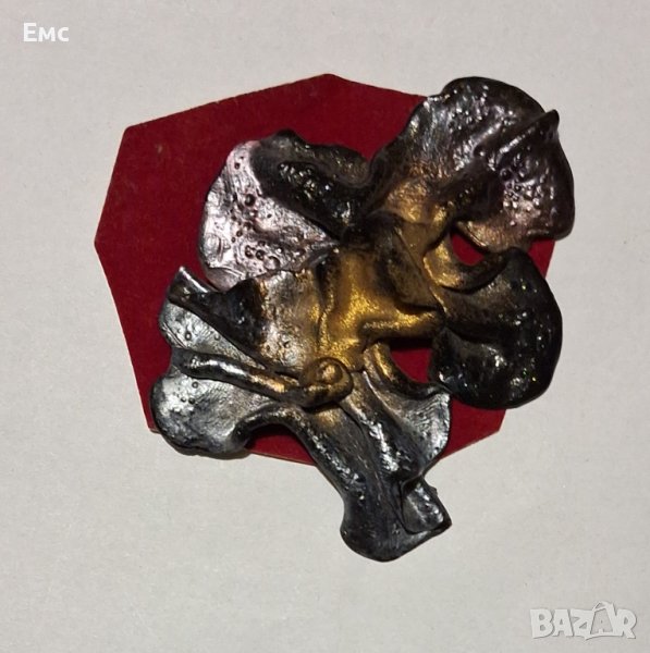 Брошка ръчна изработка , снимка 1