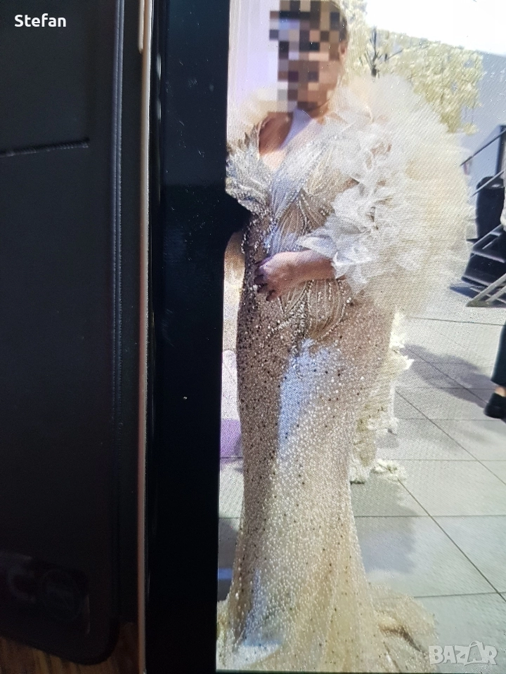 продава се официална рокля Роклята е носена само един път, снимка 1