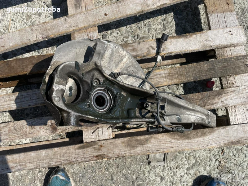 Шенкел Главина Преден Ляв Porsche Cayenne 3.0D 92A/EG22/2012, снимка 1